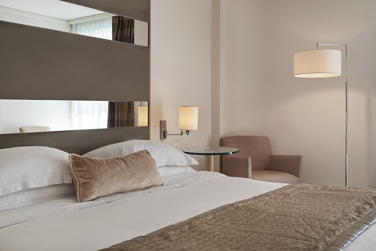 Egyptian cotton sheets, premium bedding, Select Comfort beds