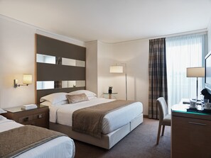 Egyptian cotton sheets, premium bedding, Select Comfort beds - Galaxy Hotel Iraklio (Heraklion)