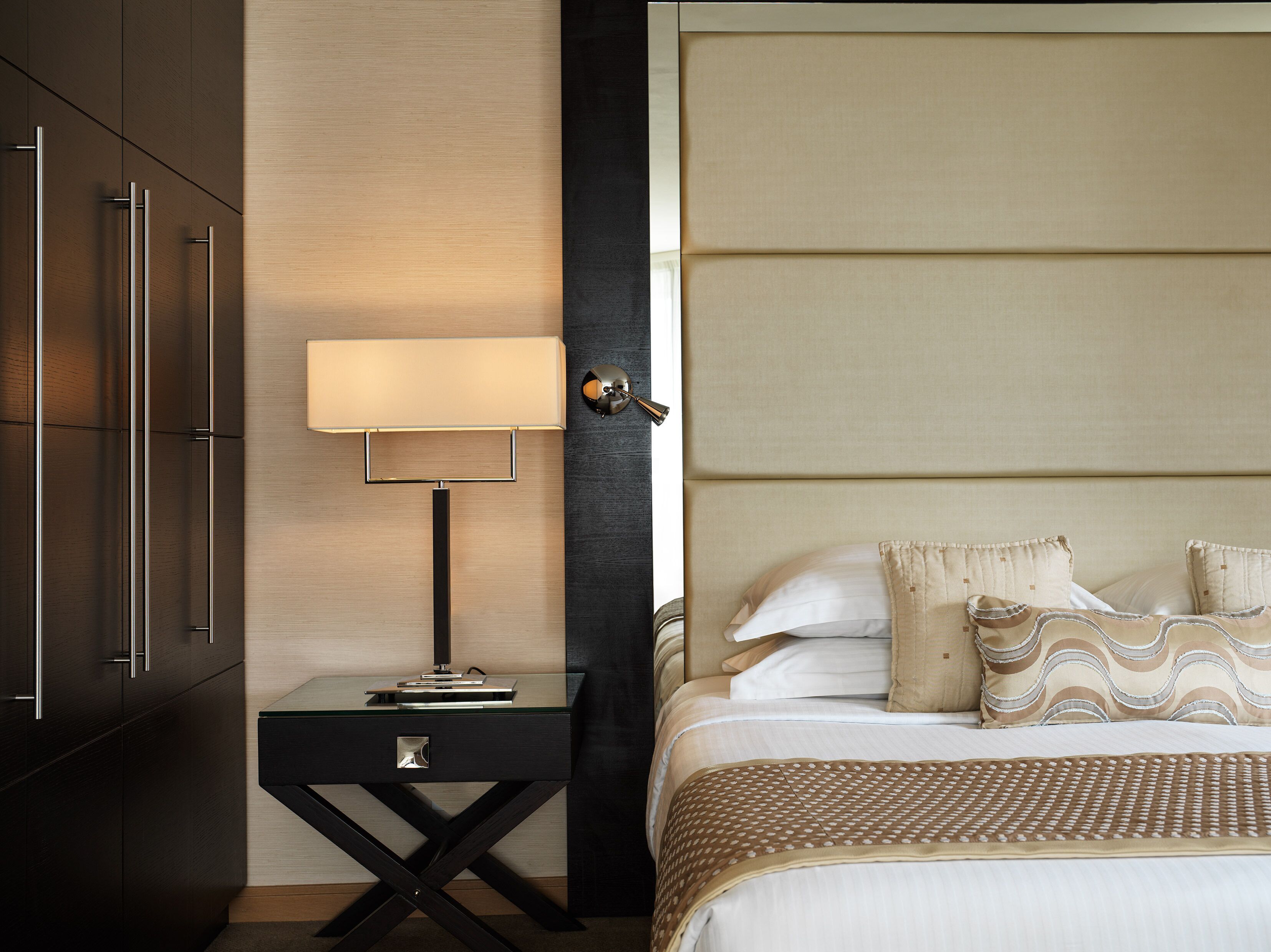 Executive Suite, 1 Bedroom, Non Smoking, Jetted Tub | Egyptian cotton sheets, premium bedding, Select Comfort beds