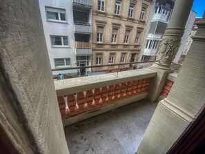 Chambre double, balcon | Terrasse/patio