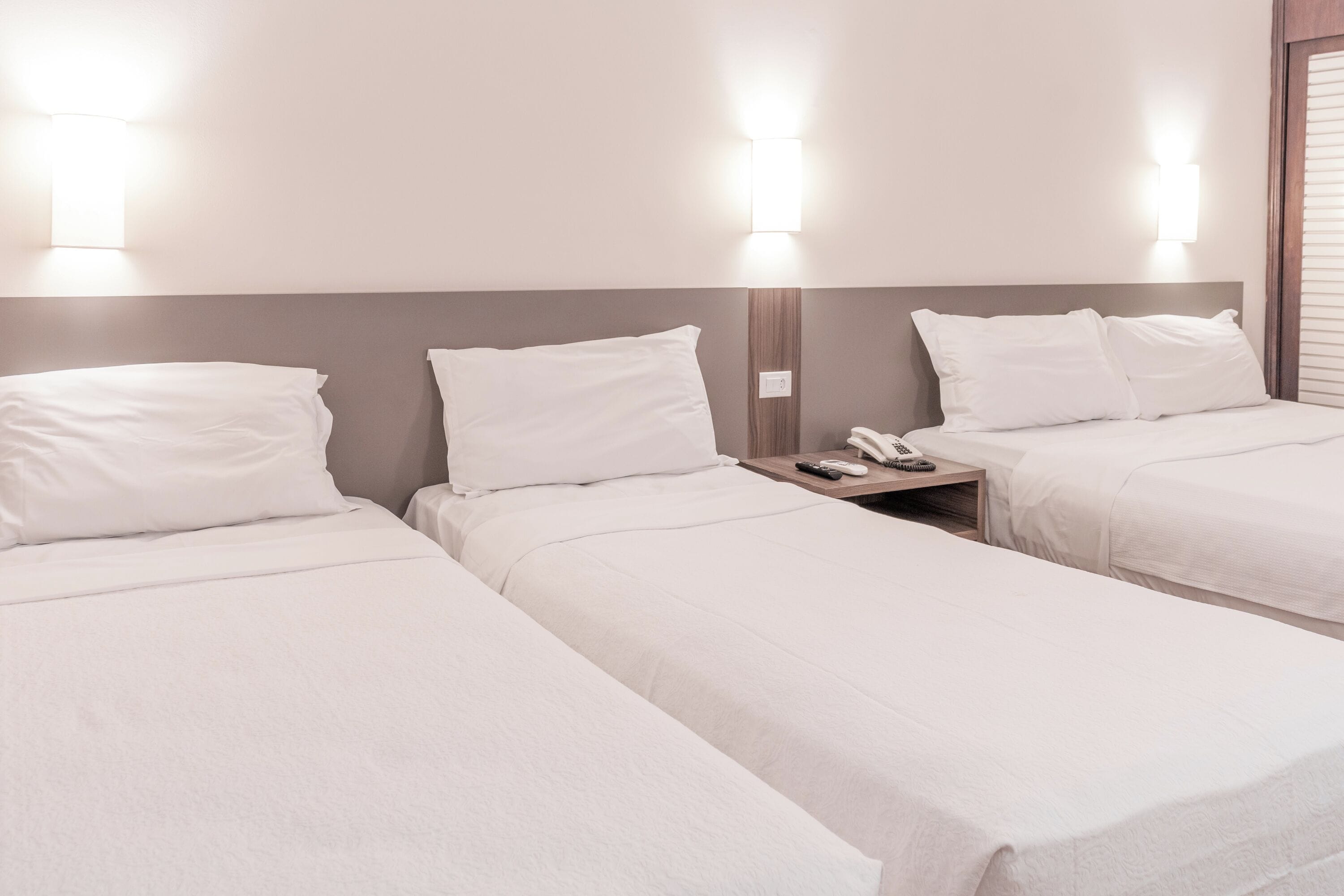 deluxe quadruple room | 1 bedroom, minibar, in-room safe, desk