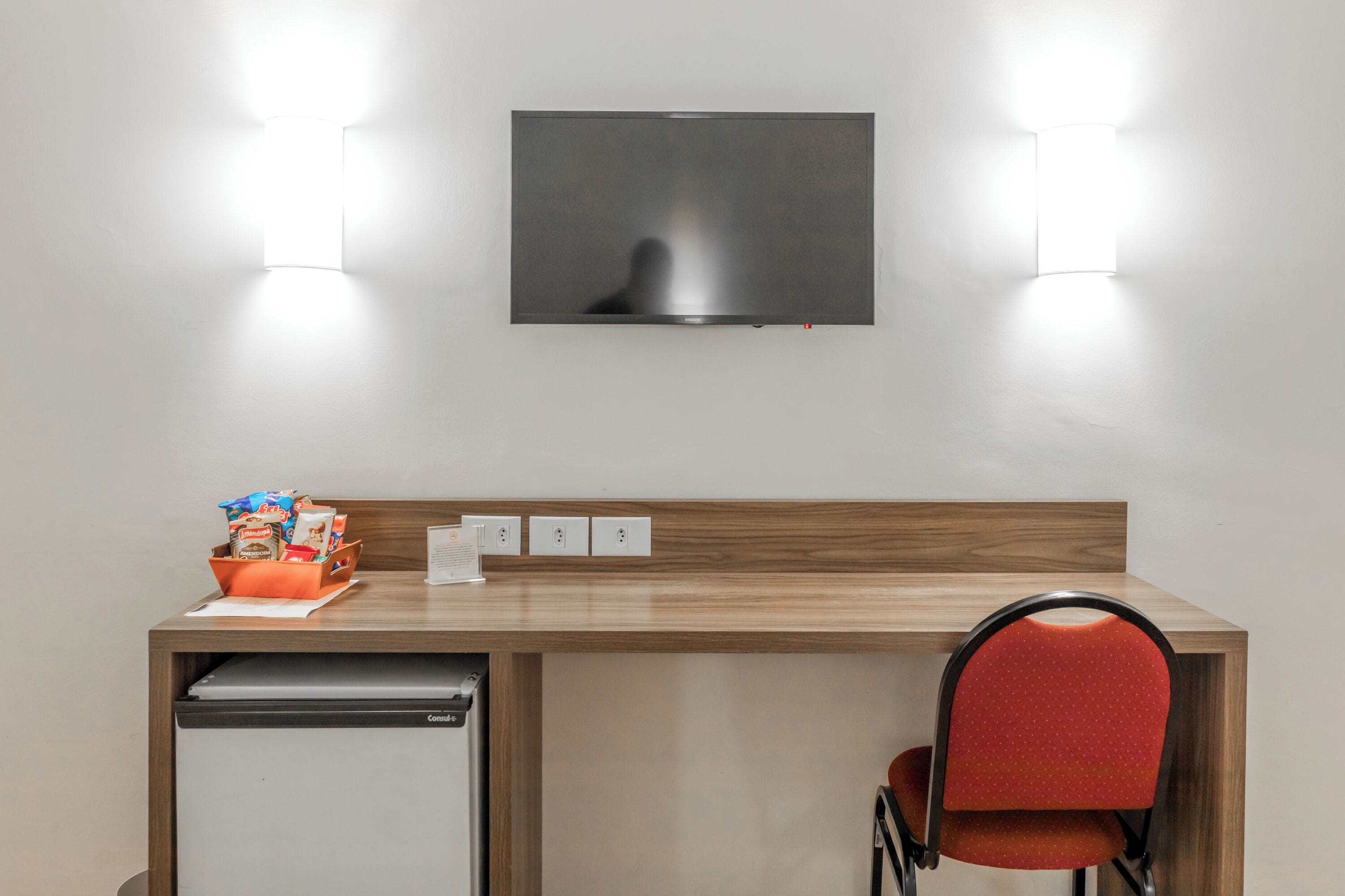 1 bedroom, minibar, in-room safe, desk