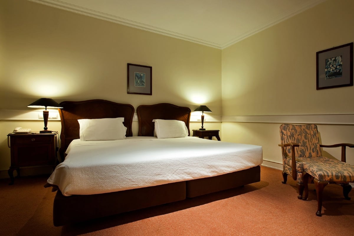 Minibar, in-room safe, blackout drapes, iron/ironing board