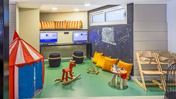 Children's play area - indoor