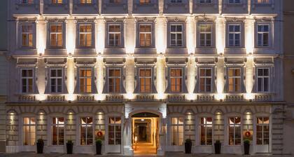 The Levante Rathaus Apartments
