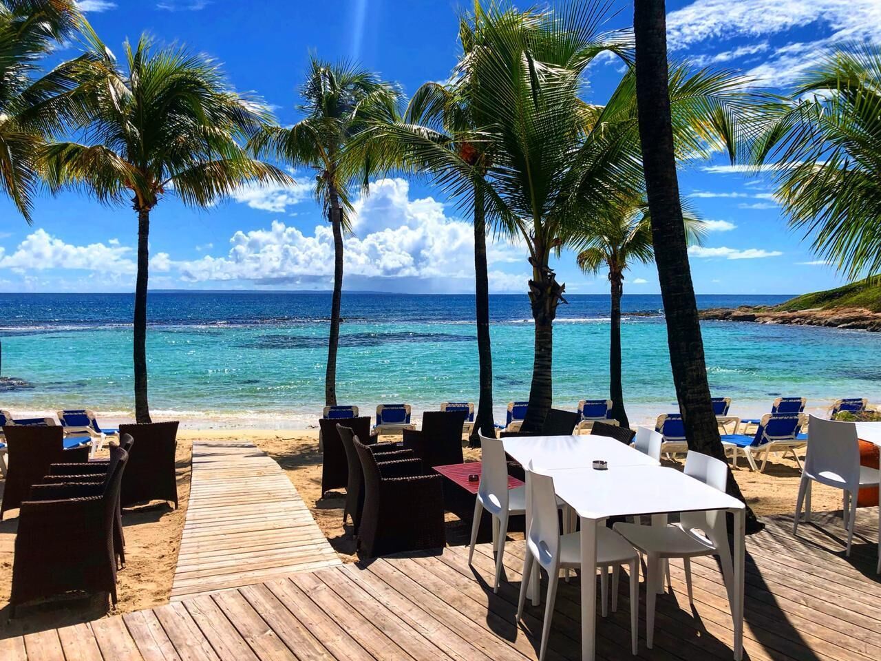 Khu ẩm thực ngoài trời