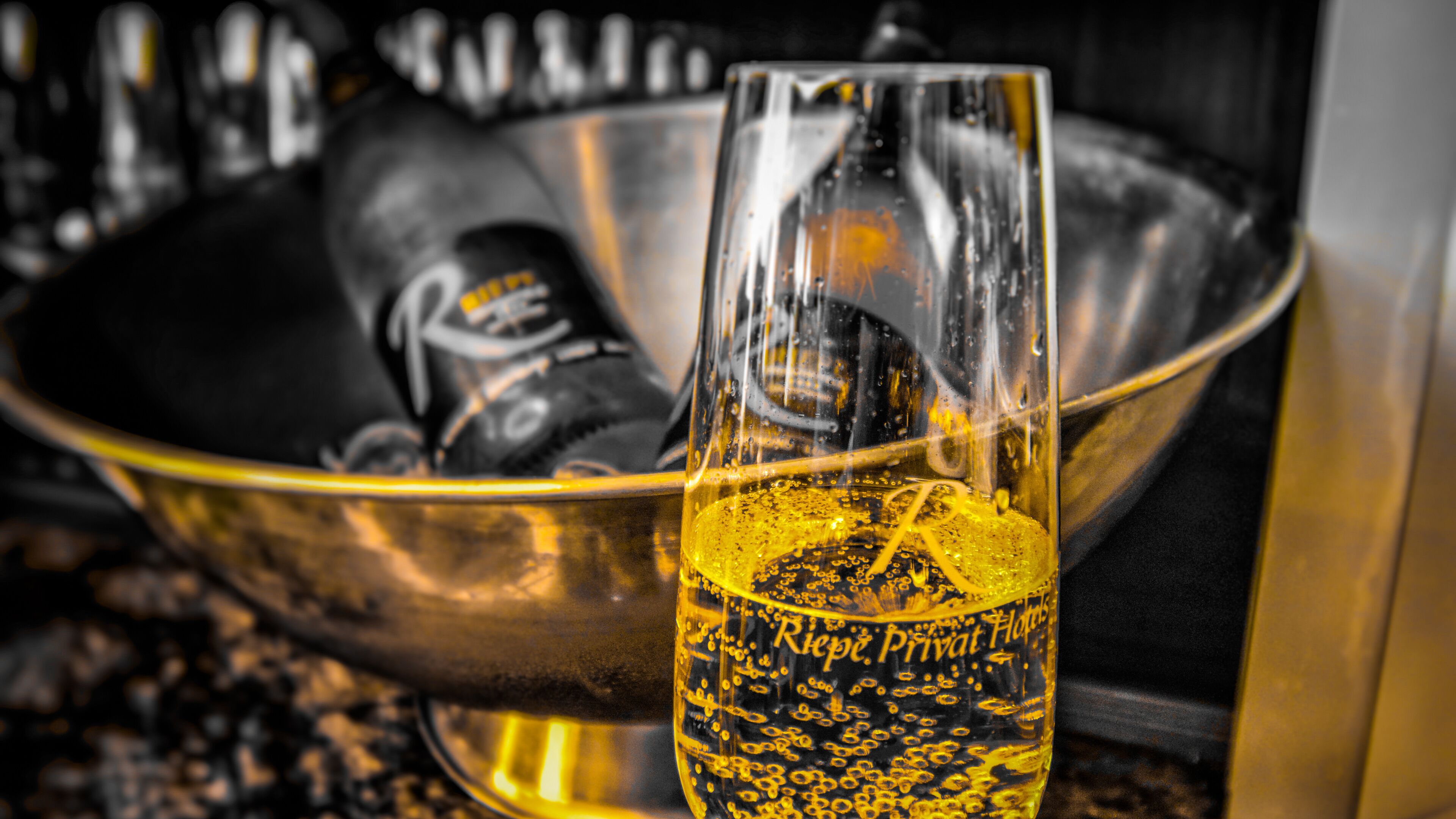 daily buffet breakfast (eur 16.50 per person)