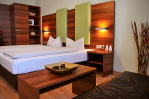 Chambre simple Confort | Literie hypoallergénique, minibar, coffre-fort, bureau