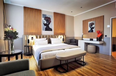 Comfort Double Room. Arthotel Munich