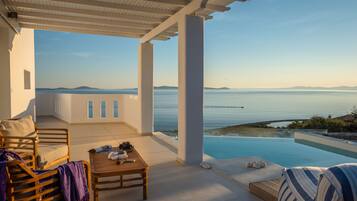 Villa, 2 Bedrooms | 1 bedroom, premium bedding, in-room safe, individually decorated