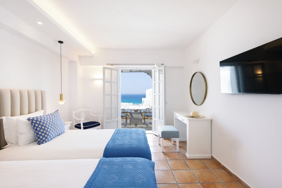 Deluxe Room | Premium bedding, in-room safe, individually decorated