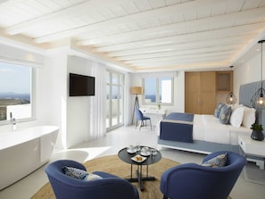Executive Suite with Private Pool Panoramic Sea View-New Section | 高級寝具、セーフティボックス (室内)、客室ごとに異なる装飾、客室ごとに異なるインテリア
