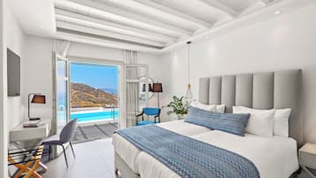 Deluxe Suite with Sharing Pool Panoramic Sea View-New Section | Literie de qualité supérieure, coffres-forts dans les chambres