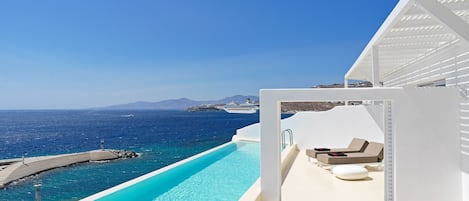 Sanctuary 2-Room Sea View Suite with Private Pool | Egyptian cotton sheets, premium bedding, memory foam beds, minibar