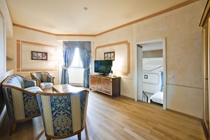 Room | Living area | TV