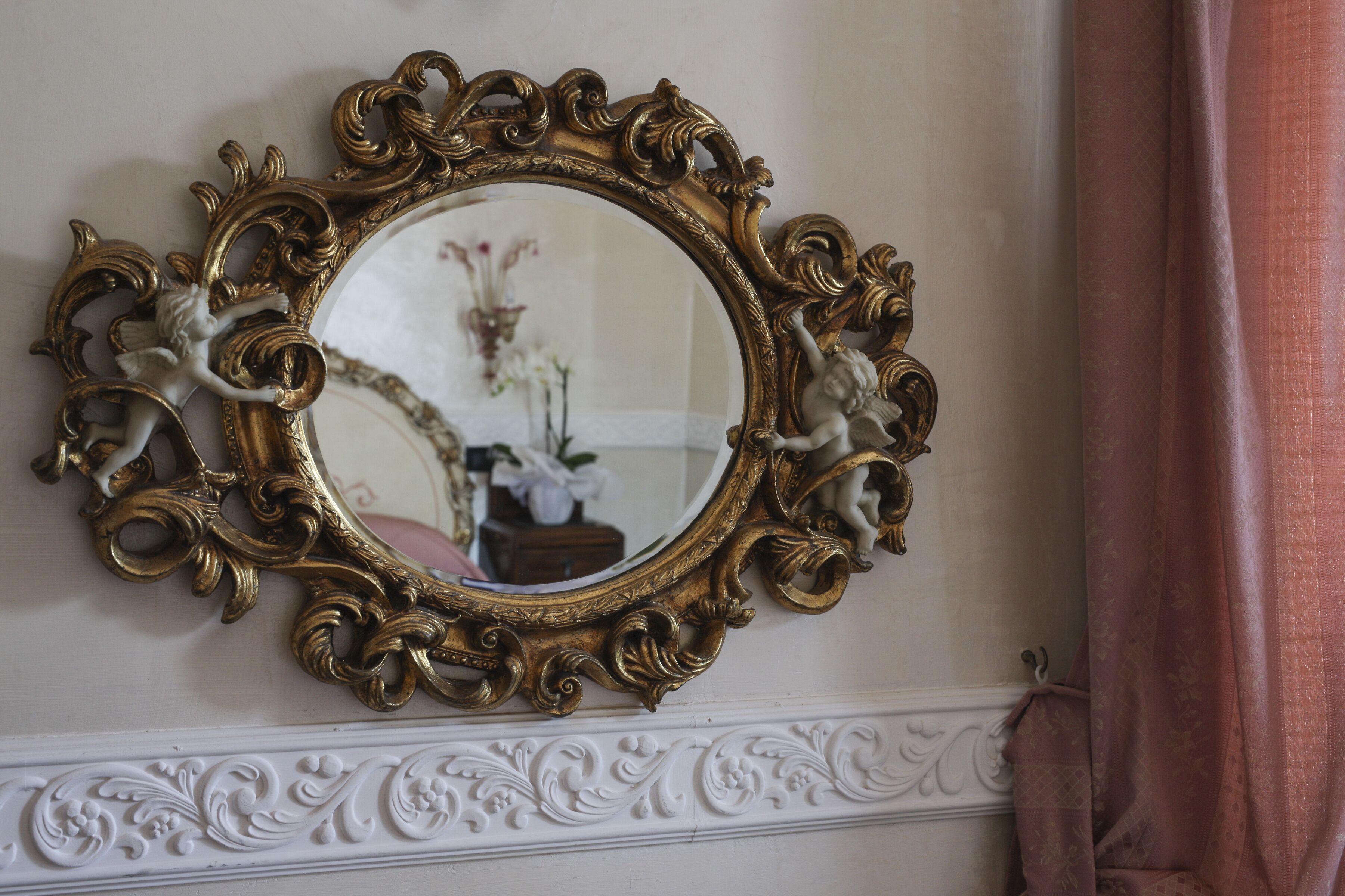 1 bedroom, hypo-allergenic bedding, down duvets, in-room safe