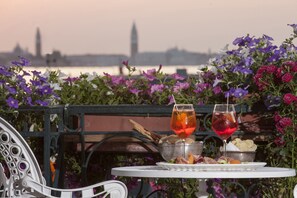Superior Double Room, Terrace, City View (San Marco) | Terrace/patio - Hotel Riviera (Venice)