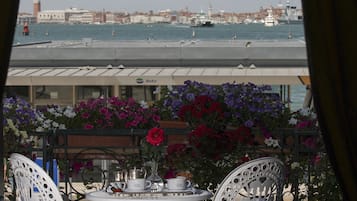 Superior-Doppelzimmer, Terrasse, Stadtblick (San Marco) | Terrasse/Patio