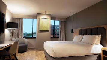 Standard Room, 1 Queen Bed