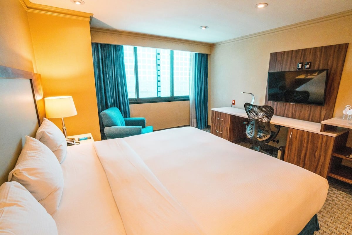 Premium bedding, Select Comfort beds, in-room safe, desk