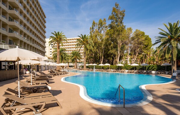 Outdoor pool, pool umbrellas, pool loungers