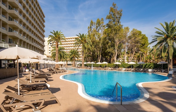 Outdoor pool, pool umbrellas, pool loungers