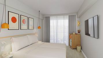 Una habitación de hotel moderna con una cama grande, una mesita de noche con lámpara, un armario y un amplio ventanal con cortinas.