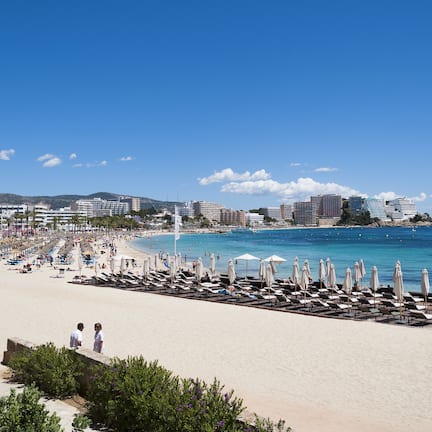 The Level, Junior Suite | Beach | On the beach, white sand, sun loungers, beach umbrellas