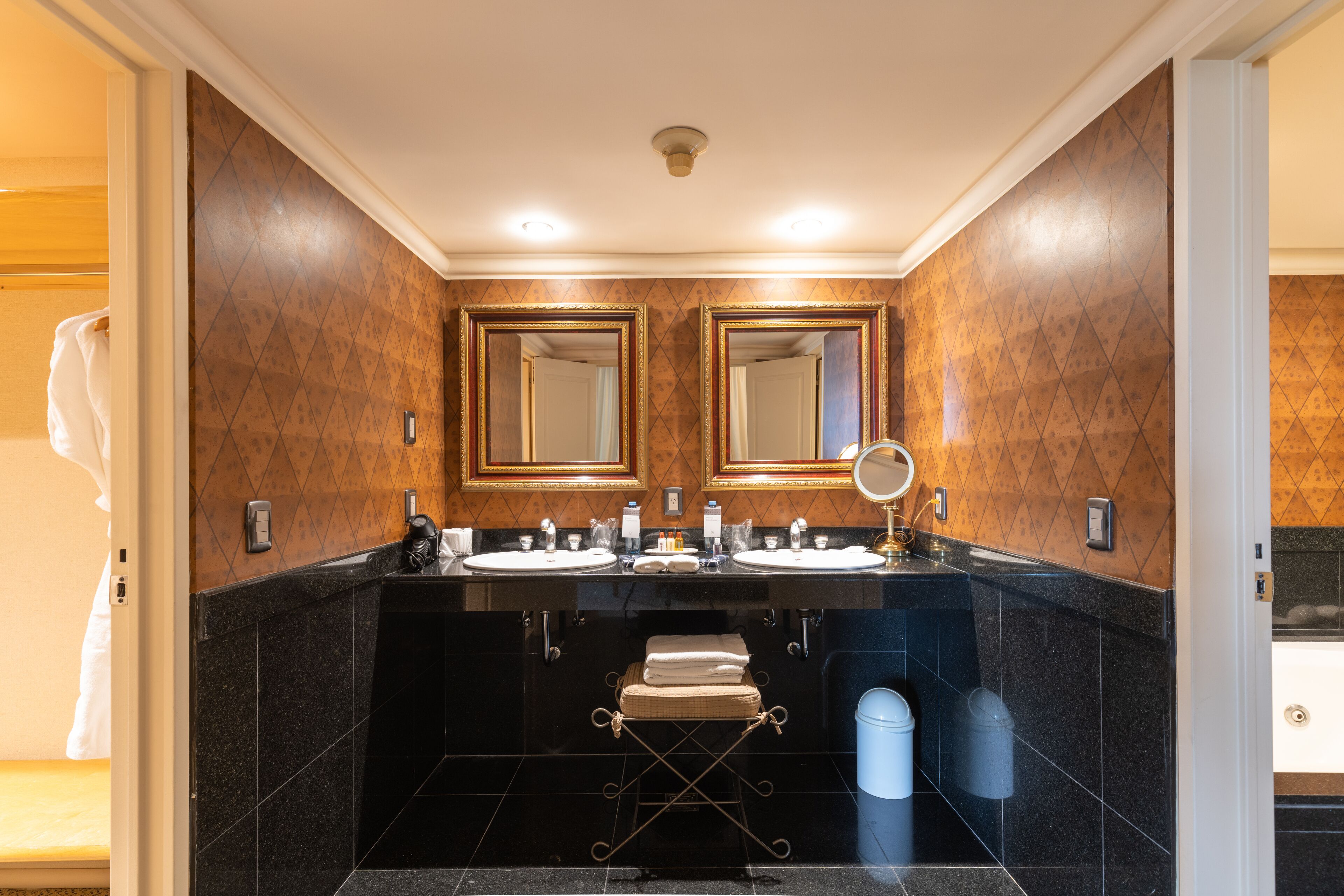 presidential suite, 1 bedroom, ocean view | bathroom | combined shower/bathtub, deep-soaking bathtub, free toiletries