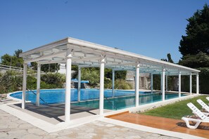 Indoor pool, seasonal outdoor pool