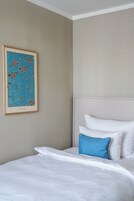 Habitación individual estándar | Ropa de cama hipoalergénica, minibar, caja fuerte