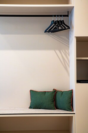 Superior Double Room | Interior - Hotel Vier Jahreszeiten (Salzburg)