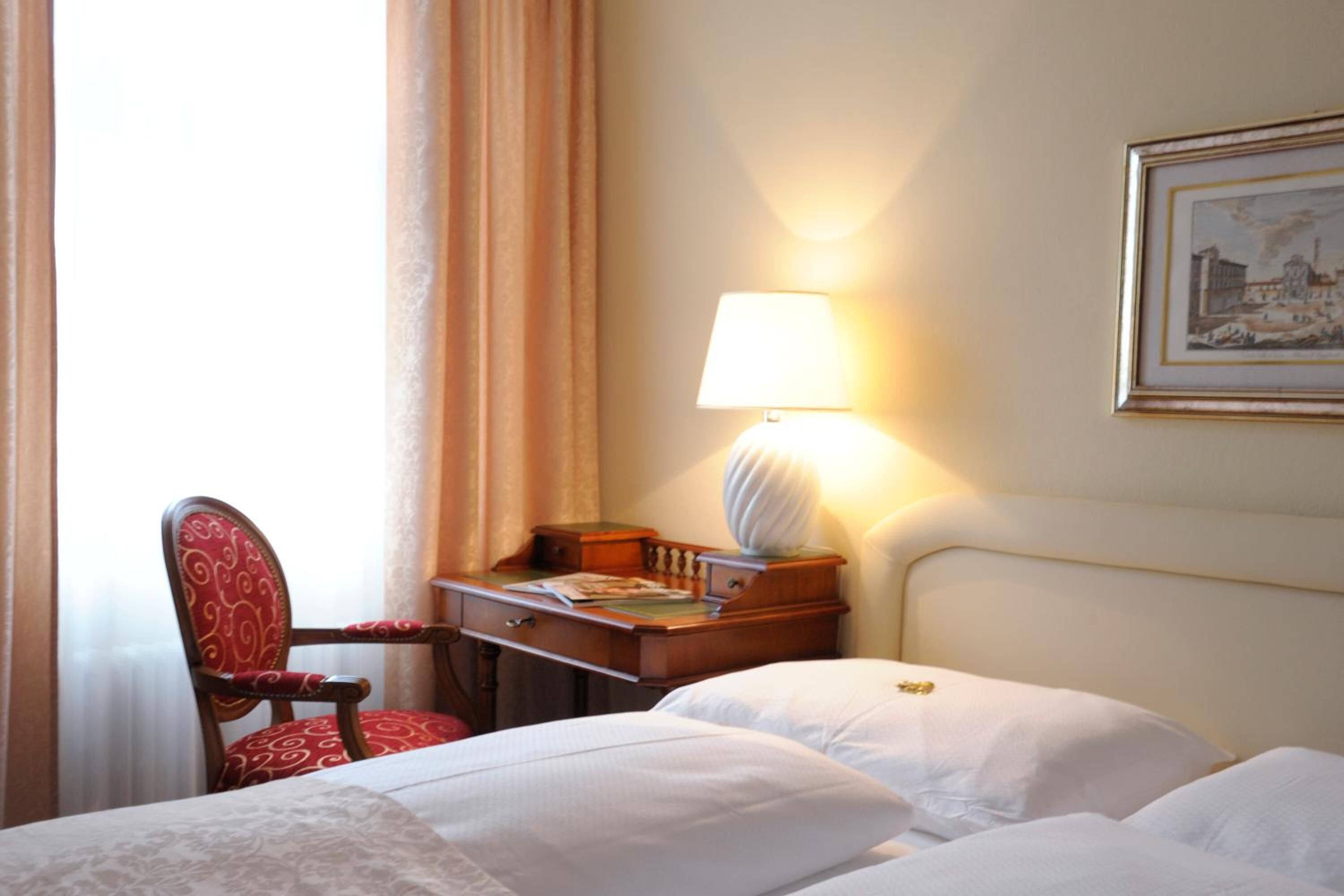 hypo-allergenic bedding, minibar, in-room safe, desk