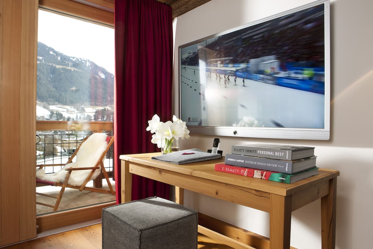 Studio, 1 Double Bed | Internet, alarm clocks