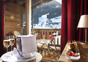 Studio, 1 Double Bed | Internet, alarm clocks - Hotel Kitzhof Mountain Design Resort (Kitzbuehel)