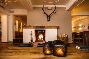 Lobby - Hotel Kitzhof Mountain Design Resort (Kitzbuehel)
