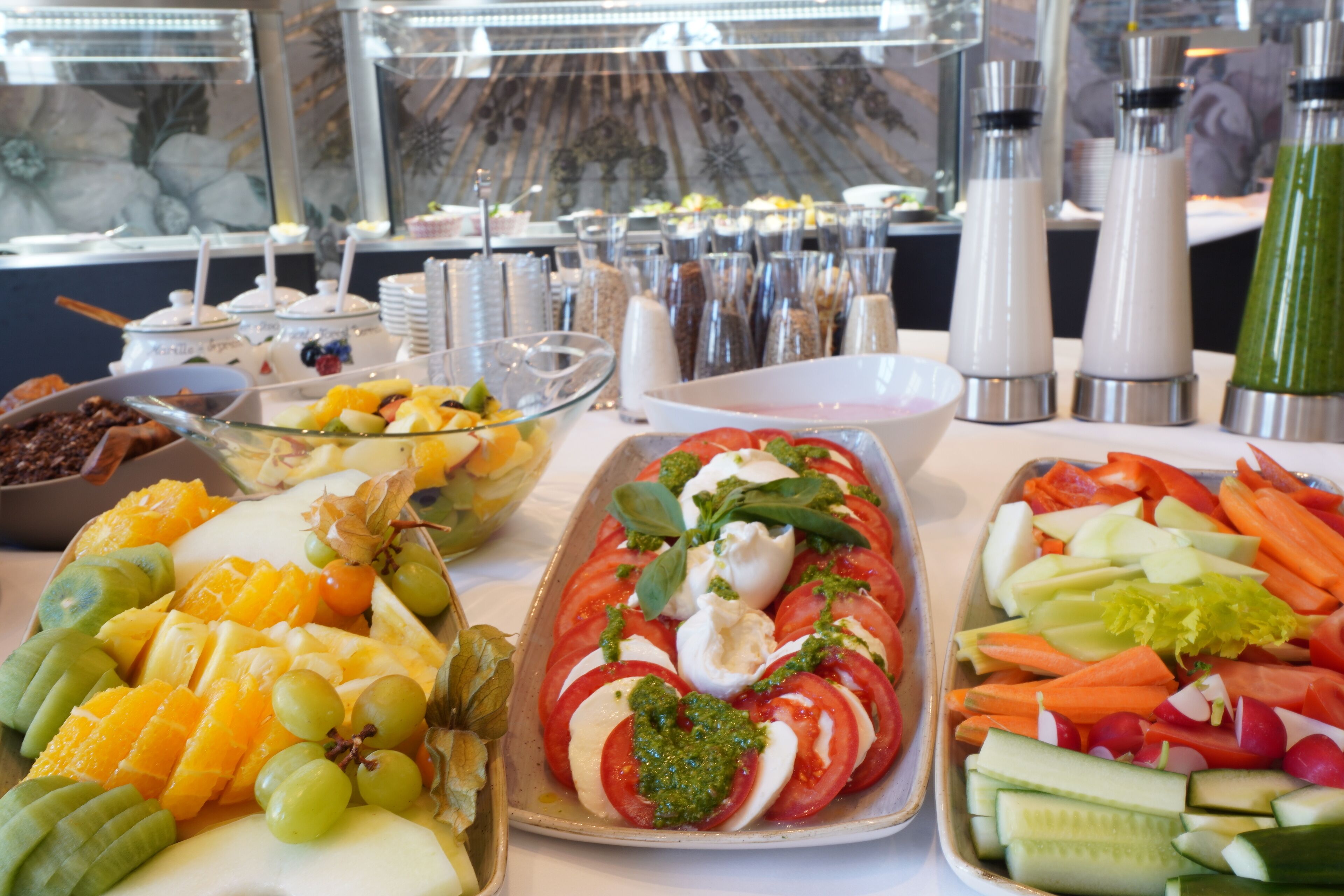 daily buffet breakfast (eur 28 per person)
