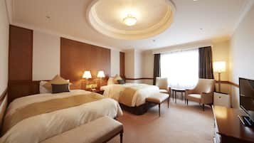 1 多间卧室、高档床上用品、遮光窗帘、熨斗/熨板