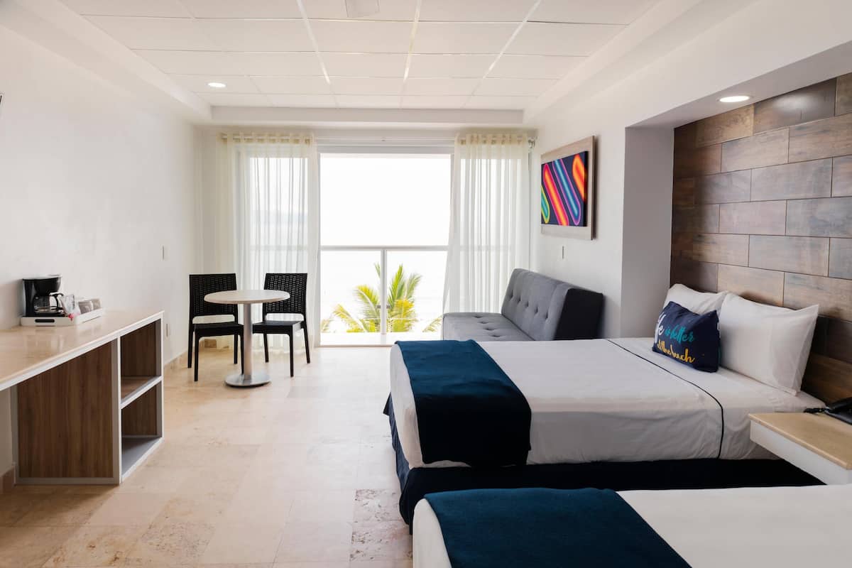 1 bedroom, in-room safe, laptop workspace, blackout drapes
