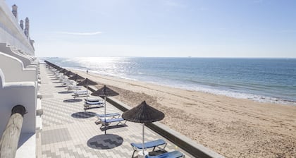 Playa De La Luz Hotel