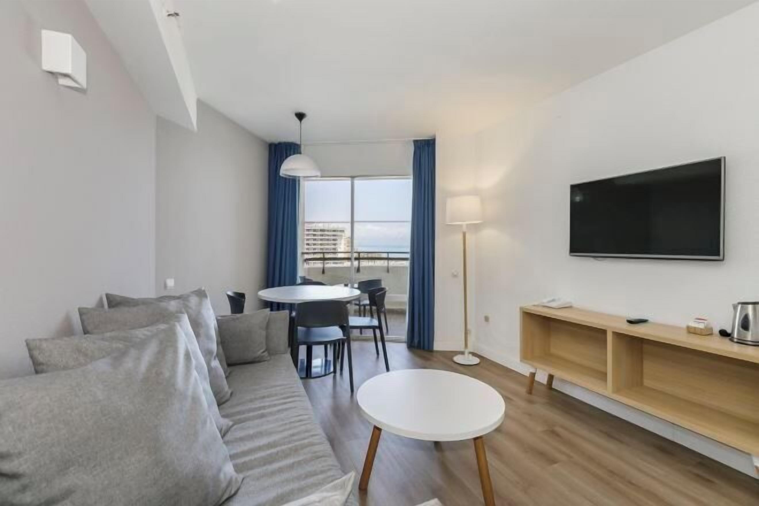 Living area | 43-inch flat-screen TV with satellite channels, TV