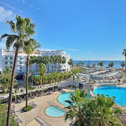 Indoor pool, 8 outdoor pools, pool umbrellas, pool loungers
