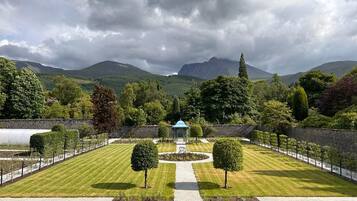 Utsikt mot trÀdgÄrden