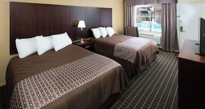 GuestPlace Inn & Suites