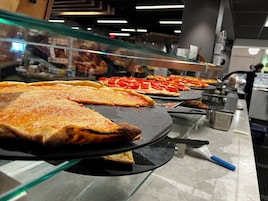 Se sirven desayunos, almuerzos y cenas