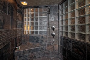 Studio, One Queen and One Sofa Bed | Bathroom - Beaver Run Resort & Conference Center (Breckenridge)