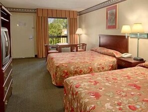 Phòng Tiêu chuẩn, 2 giường cỡ queen | Két bảo mật tại phòng, bàn