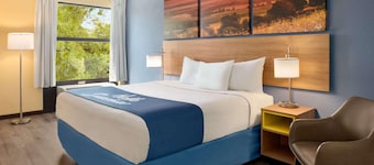 Days Inn Suites By Wyndham Merrillville