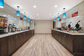 Free daily buffet breakfast 