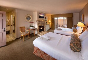 Quadruple Room | 1 bedroom, premium bedding, down comforters, blackout drapes